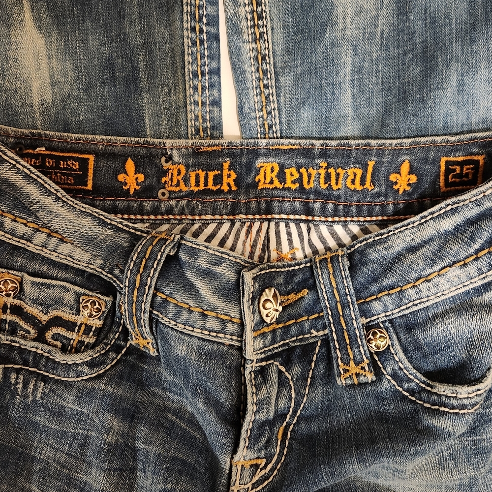 Sz 25 womens Rock Revival Jeans